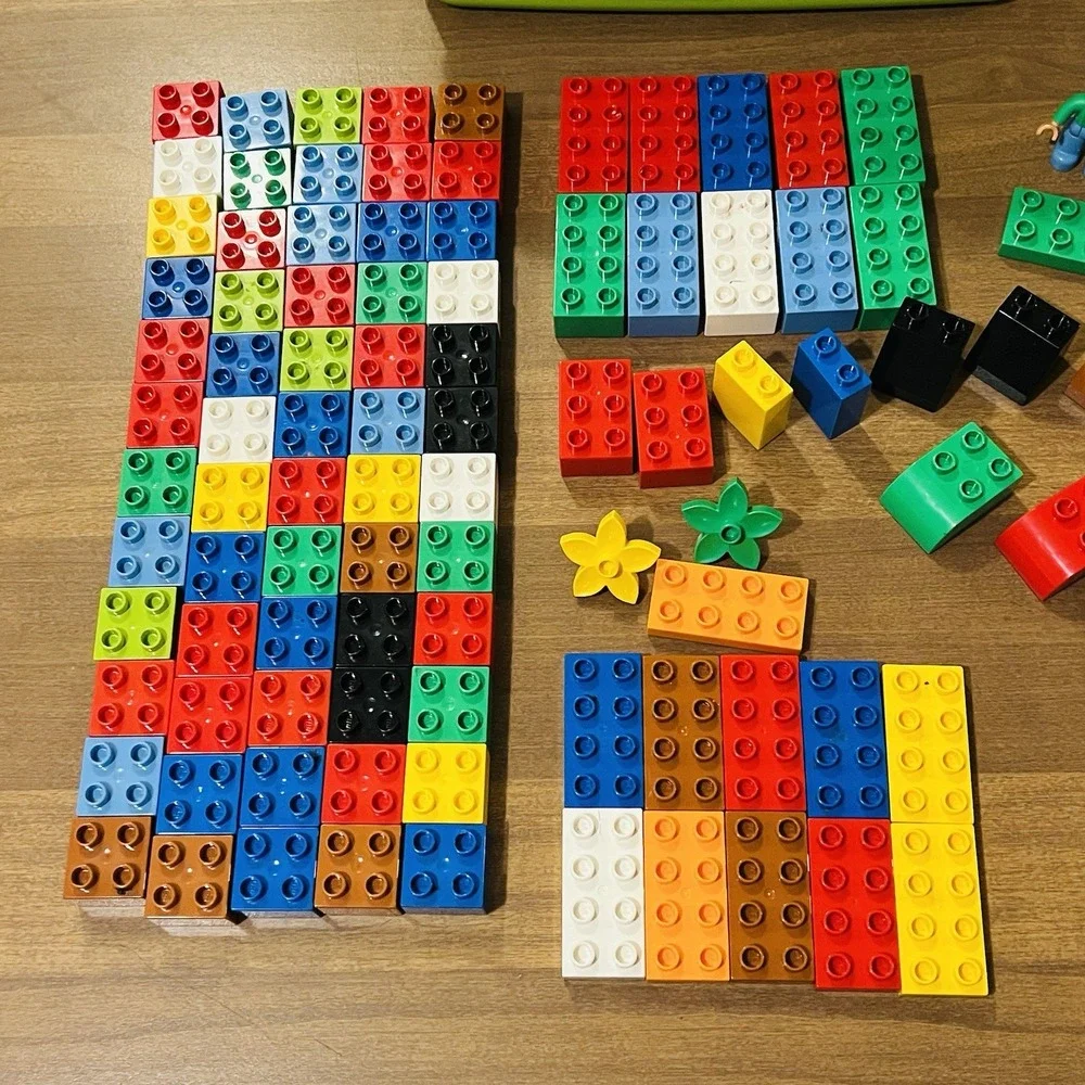 Lego Duplo Mixed Lot 100 Pieces - Lego Man - Window - Flowers‎ - in large Tub